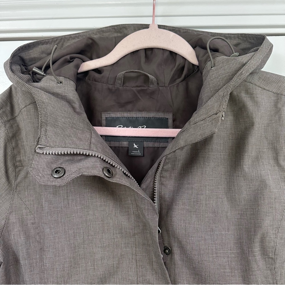 Eddie Bauer Weather Edge Rain Jacket Women's Hooded - Brown - Picture 3 of 11